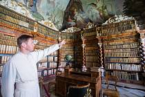Knihovna v premonstrátském klášteře v Nové Říši.