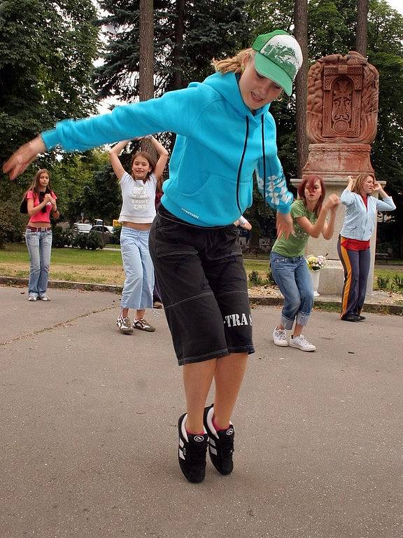 Workshop moderního tance pod vedením Anety Zábranské.