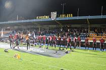 Premiérové domácí utkání pod umělým osvětlením si američtí fotbalisté Vysočina Gladiators i jejich fanoušky užili.