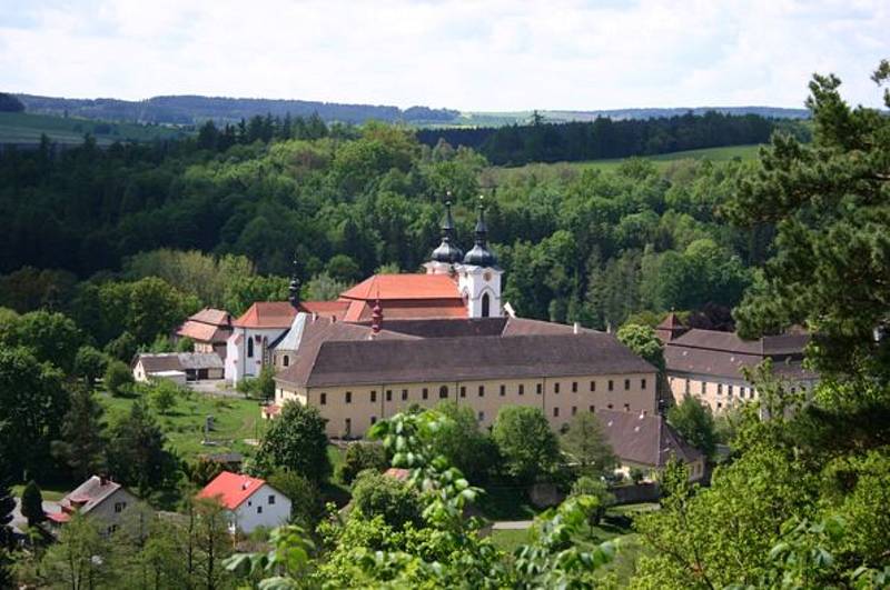 Archeologové našli při výzkumu v želivském klášteře vzácnou pec.