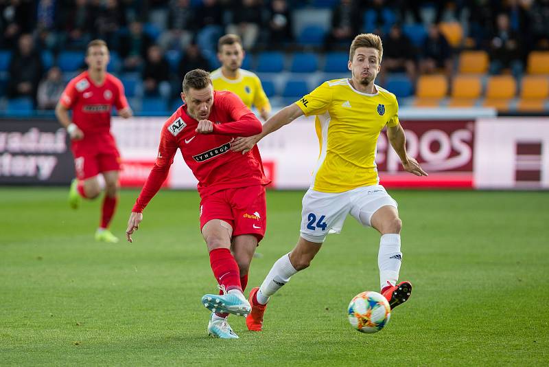 Deváté kolo FNL mezi FC Vysočina Jihlava a FC Zbrojovka Brno.