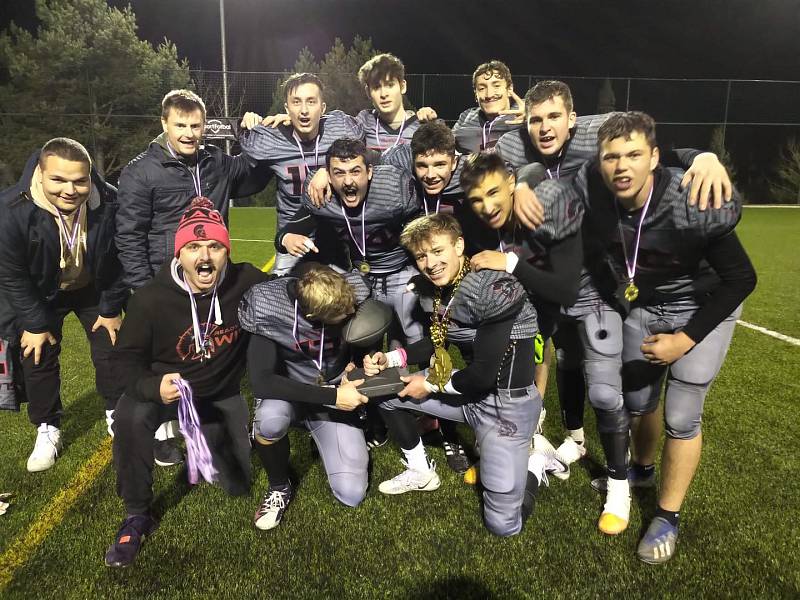 Dorostenci amerických fotbalistů Vysočina Gladiators vyhráli druhou ligu.