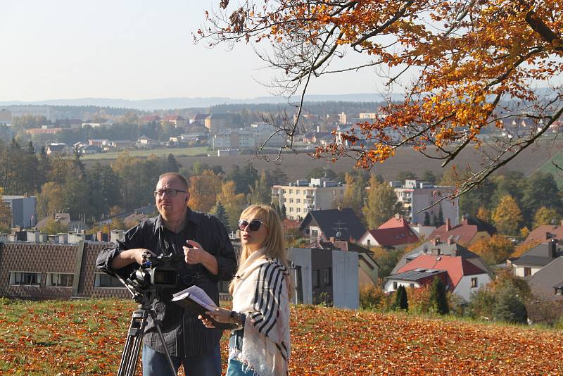 Redaktorka s kameramanem zachycují krásy Vysočiny. Foto: archiv Vysočina Tourism