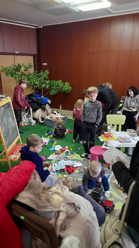 První den v uprchlickém centru v Jihlavě na Tolstého ulici v Jihlavě.