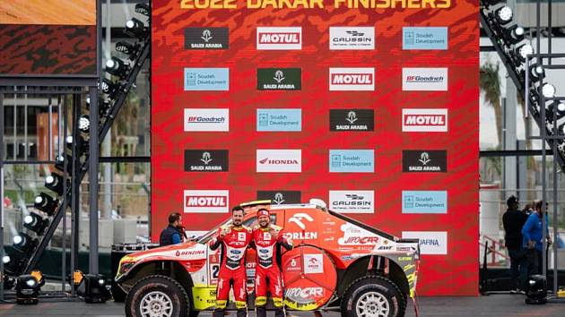 Jihlavská posádka Martin Prokop, Viktor Chytka se svým Shrekem obsadila na Rally Dakar 2022 konečné pětadvacáté místo.