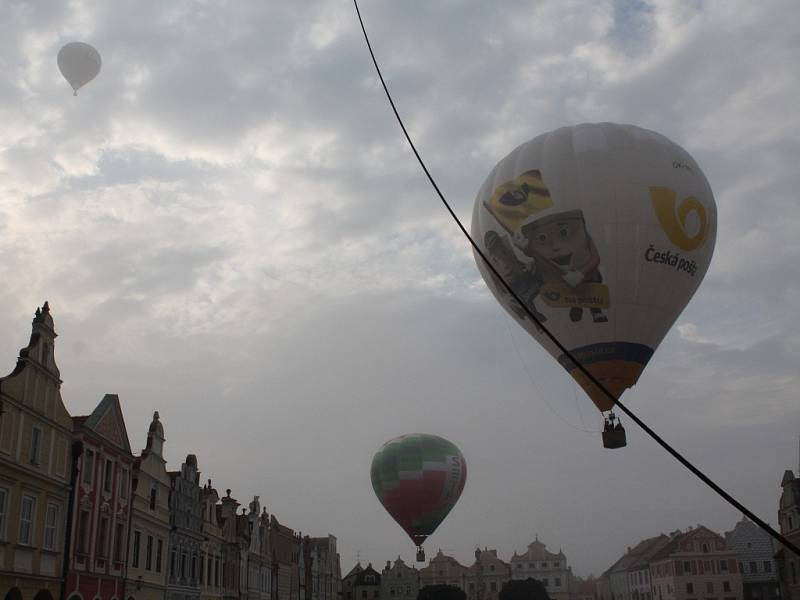 Balóny nad Telčí.