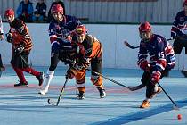 Hokejbalové utkání mezi HBC Flyers Jihlava a SK Jihlava.