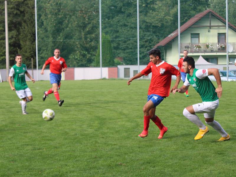 V duelu jihlavského okresního přeboru Rantířov svého soupeře vůbec nešetřil. Černíči nastřílel deset gólů.