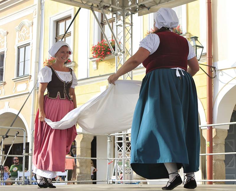 Historické slavnosti v Telči a následné lety balónem.