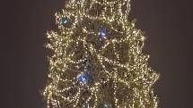 Vánoční strom v Žirovnici.