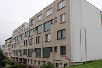 Dům ve Vančurově ulici v Jihlavě, kde Luboš Vondrák pronajímal byt, v němž přes kameru sledoval lidi při intimních chvílích.