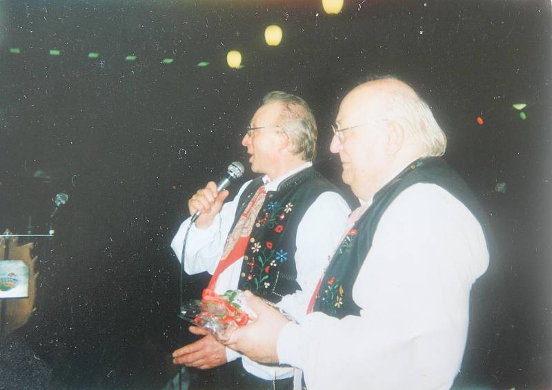 Miloslav Brtník se svým otcem, který má velký podíl na Horáckém folkloru.