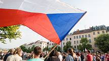 Na Masarykově náměstí v Jihlavě se 5. června sešli lidé na demonstraci proti premiérovi Andreji Babišovi a chystané vládě s podporou komunistů.