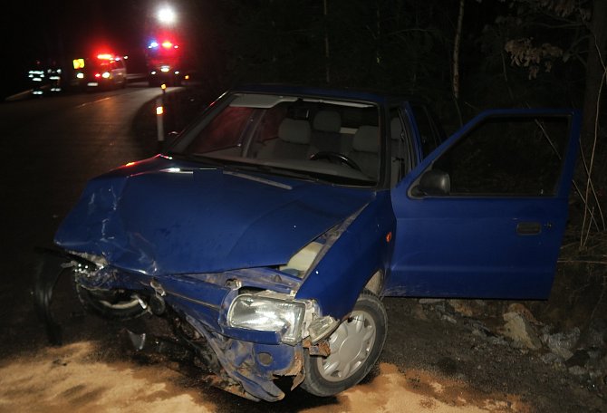 Nehoda dvou aut mezi Polnou a Brzkovem na Jihlavsku.