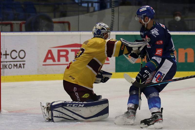 I druhé finále Chance ligy vyhráli na Kladně hokejisté Jihlavy. Tentokrát v poměru 4:1.