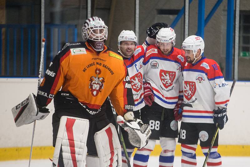 Hokejové utkání mezi HC Lvi Chotěboř a HC Ledeč nad Sázavou.