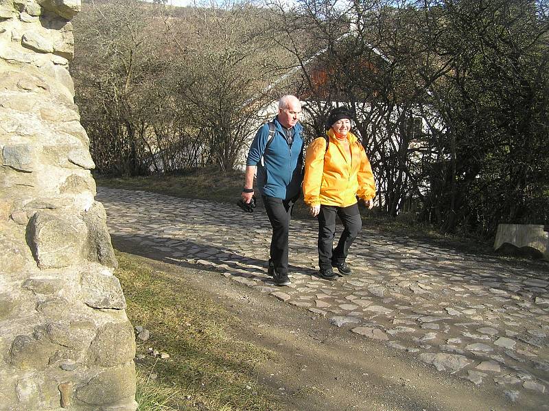 Na sobotní akci pod hradem Rokštejn mířili turisté v celých houfech