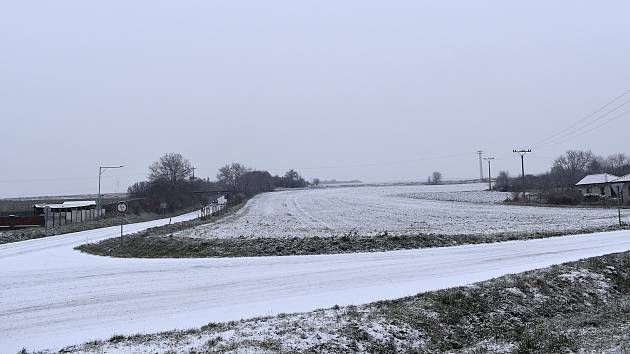 Silnice v MS kraji jsou po nočním sněžení sjízdné téměř bez omezení. 