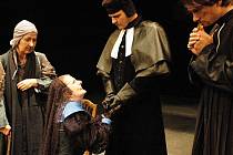 V sobotu se v Horáckém divadle v Jihlavě uskuteční premiéra hry Čarodějky ze Salemu. Autor se nechal inspirovat skutečnými čarodějnickými procesy v Salemu z roku 1692.
