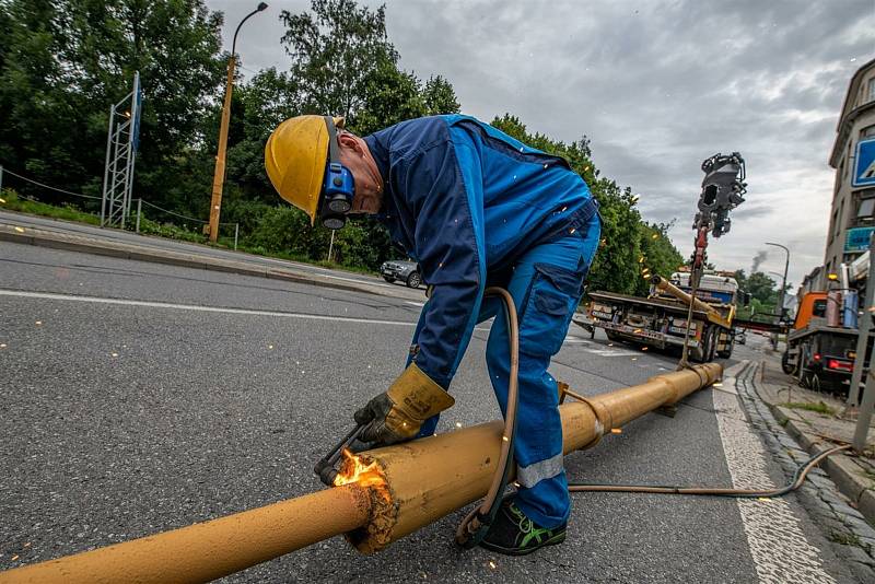 Výměna trolejového vedení v Jihlavě probíhá podle plánu.