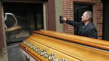 Pohřby na Vysočině zdražují, lidé častěji volí kremaci bez obřadu
