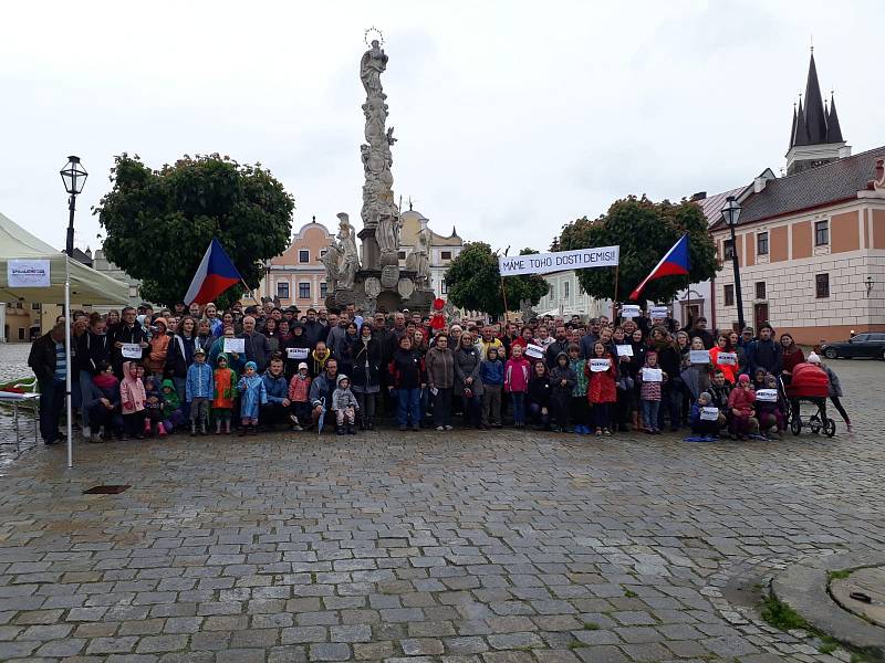 Květnové demonstrace na náměstí Zachariáše z Hradce v Telči.