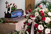 Pohřeb na splátky: ceny na Vysočině rostou, pozůstalí škrtají kytice i věnce