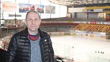 Jednatel HC Dukla Jihlava, bývalý vynikající obránce, bronzový olympionik z Albertville Bedřich Ščerban potvrdil svoji kandidaturu na pozici prezidenta Českého hokeje.