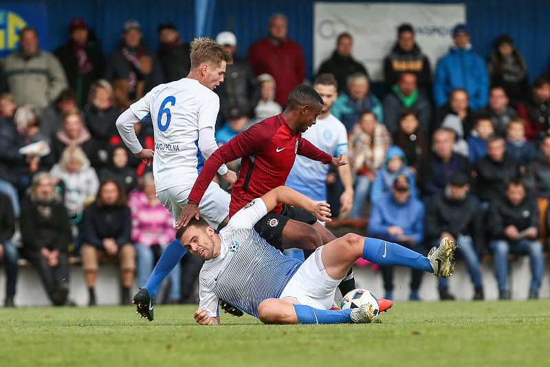 Utkání 3. kola fotbalového poháru MOL Cup mezi TJ Slavoj Polná a AC Sparta Praha.