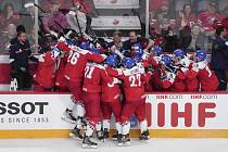 Velkou radost udělali svými výsledky, ale především kvalitní hrou čeští hokejisté do dvaceti let svým fanouškům na mistrovství světa v Kanadě.