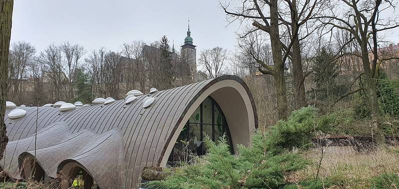 První dny byly v jihlavské zoologické zahradě poklidné. Návštěvníci neměli problém se ke zvířatům dostat, ta si to náležitě užívala.