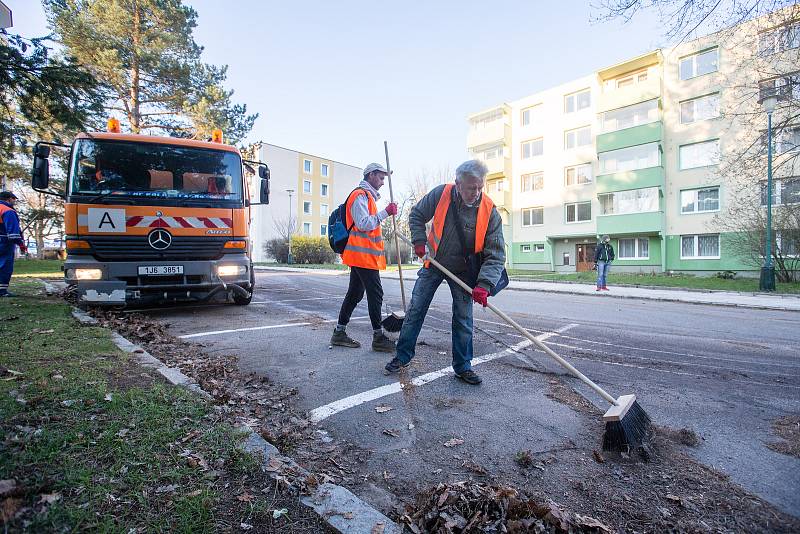 Blokové čištění v ulicích Jihlavy. Ilustrační foto.