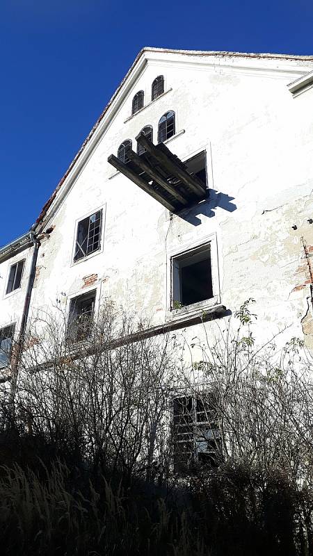 Parní mlýn v Telči prošel v letech 2006 až 2007 částečnou obnovou, dokončit se ji však nepodařilo.