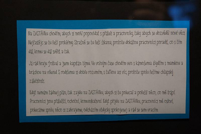 Symbolické kruhy, které vytvořily děti z nízkoprahového klubu Zastávka Telč.