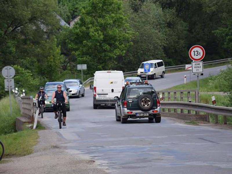 Oprava mostu na Pančavě, městské části Jihlavy, bude zásadní. Most půjde během léta k zemi, na jeho místě vyroste nový.