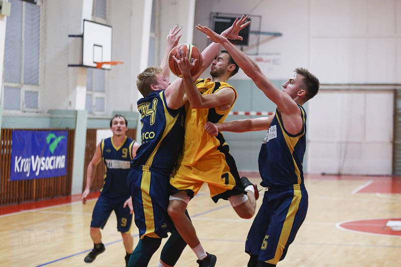 Utkání basketbalové 1. ligy mezi BC Vysočina a BK Opava B.