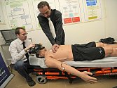 Záchranáři na Vysočině nyní používají nejmodernější pacientský simulátor. Je velice realistický.