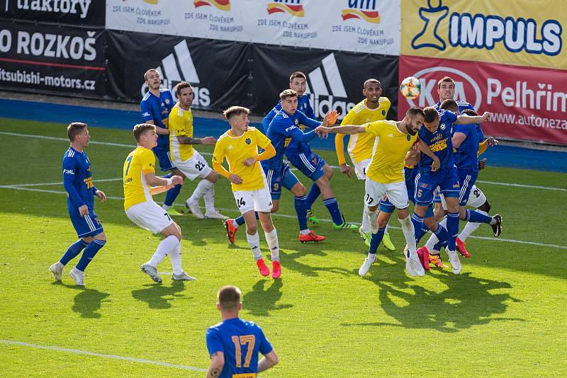 Fotbalové utkání 19. kola FNL mezi FC Vysočina Jihlava a FK Varnsdorf.