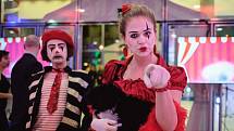 Patnáctý reprezentační ples firmy Bosch Diesel, s. r. o., ve stylu cirkusu se těšil mimořádnému zájmu návštěvníků.