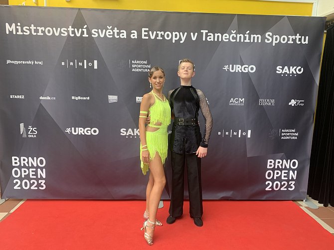 Václav Kratochvíl a Adéla Mikulová, úspěšní tanečníci TJ Sokol Bedřichov TK Chrisstar Jihlava.