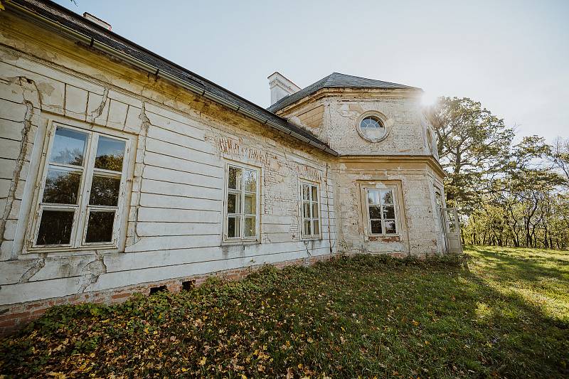 Vzhled letohrádku Belvedere u Valtic na Břeclavsku v září 2019.