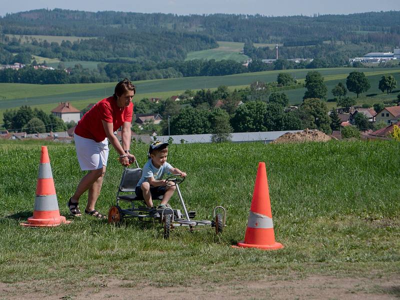 Děti v Cejli se bavily na olympiádě, na konec si užily pěnovou párty.