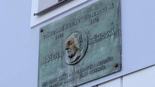 Připomínka pobytu spisovatelky Boženy Němcové v Polné se letos dočká restaurování.