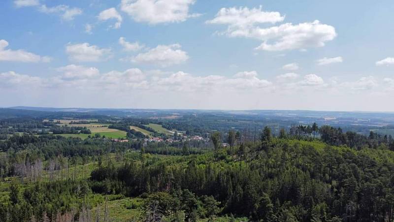 Jak se změnila krajina kolem Javořice? Řásensko pohledem ptáků.