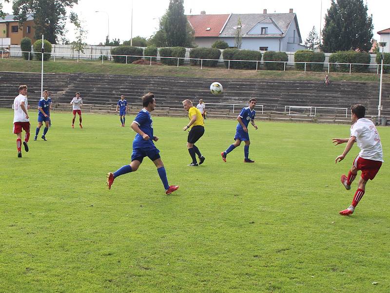 Ve druhém kole 1.A třídy porazil ve skupině B Sokol Bedřichov na svém hřišti béčko Velké Bíteše 3:0 (2:0).