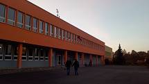 Ve Velkém Beranově probíhají volby v budově základní školy.