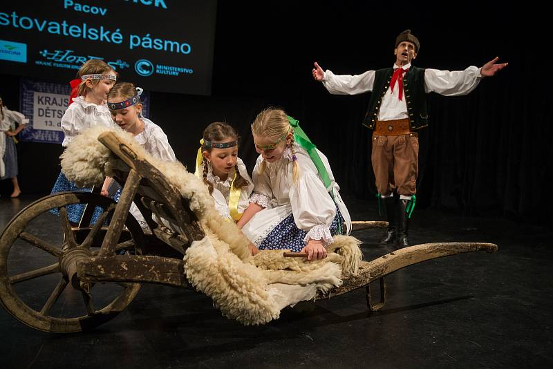 Postupová přehlídka dětských folklórních souborů z kraje Vysočina.