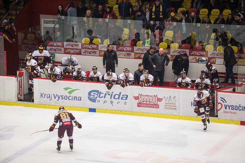 Pátý zápas semifinále play off první hokejové ligy mezi týmy HC Dukla Jihlava a Rytíři Kladno.