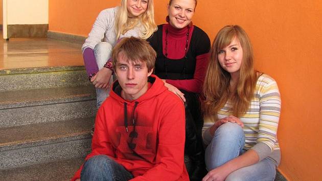 Do Brna pojede sympatická učitelka Martina Šimková s Petrem, Michaelou a Janou.