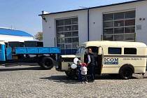 Lidé si na dni s ICOMem mohli vyzkoušet řízení kamionu i autobusu.